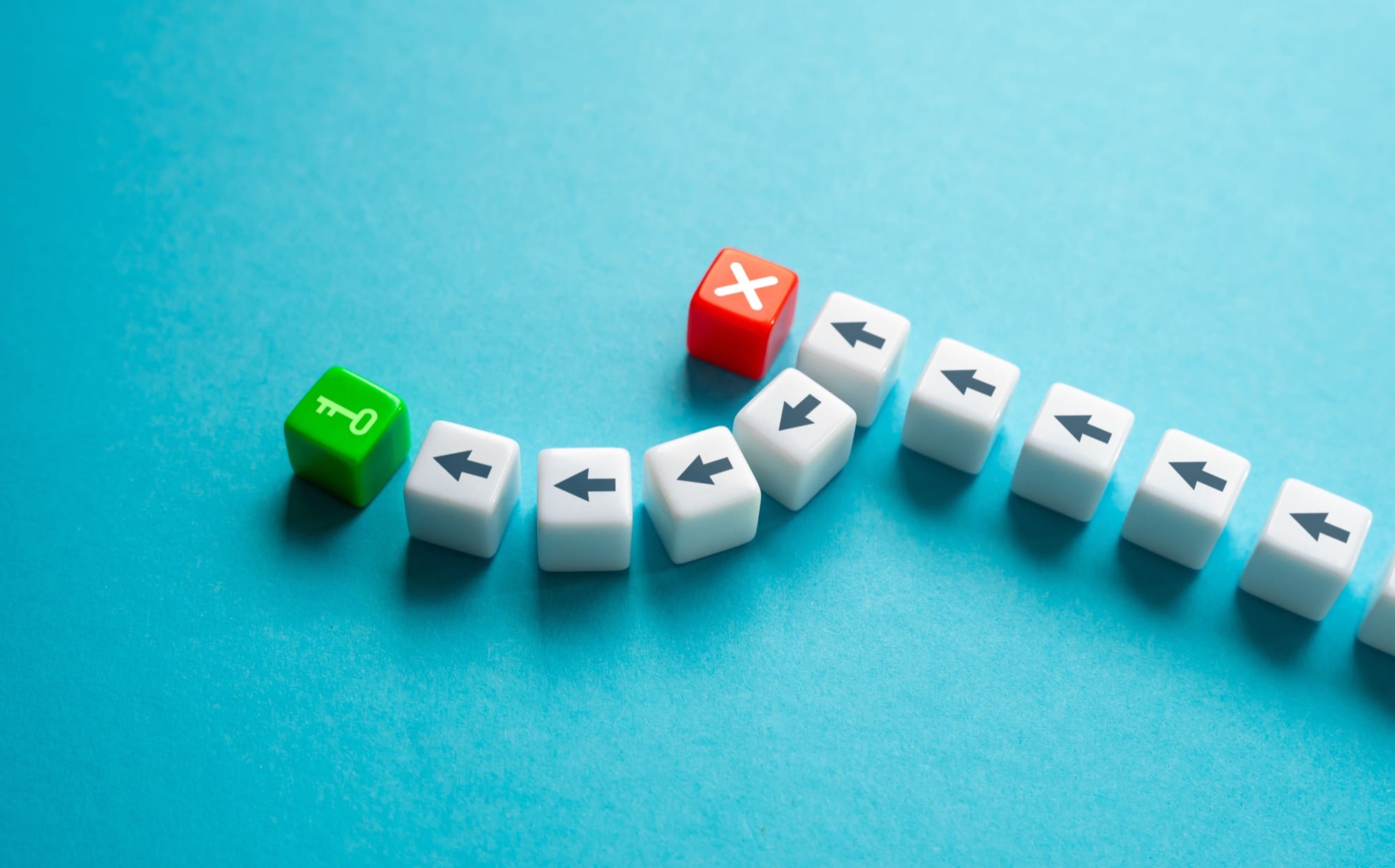 Plastic blocks with arrows